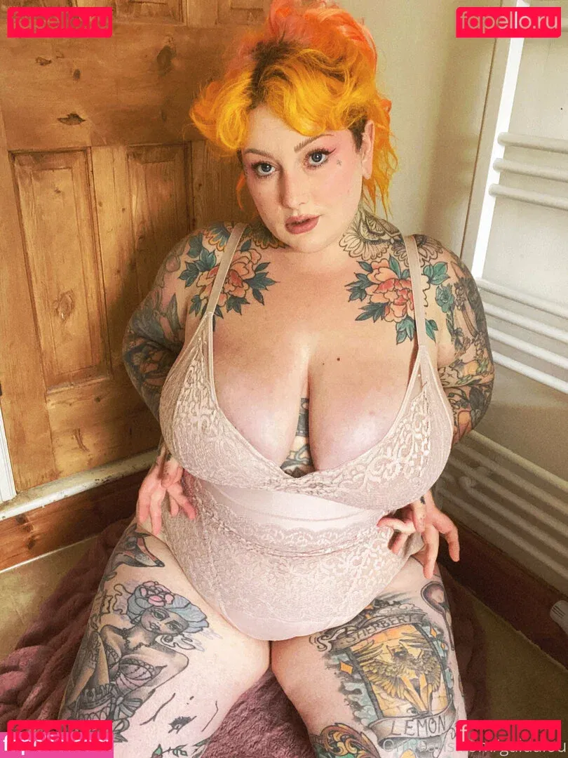 GaldaLou Onlyfans Photo Gallery 