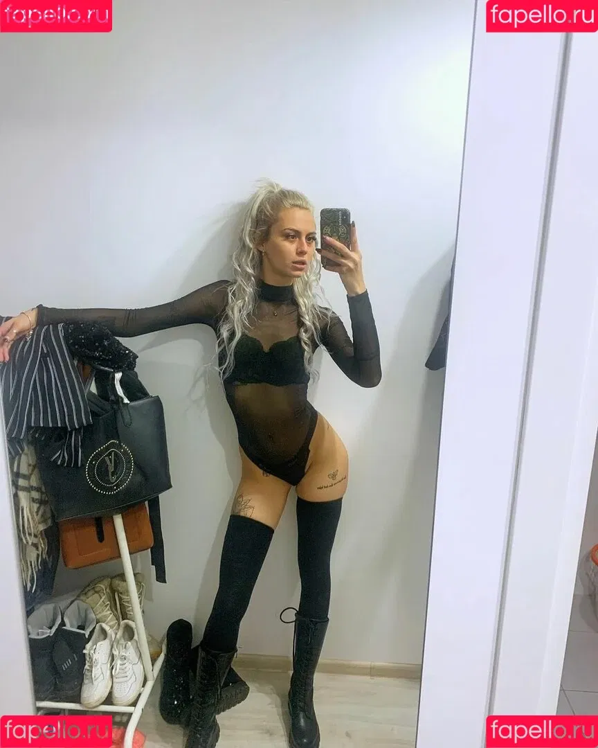 axalrnaed Onlyfans Photo Gallery 