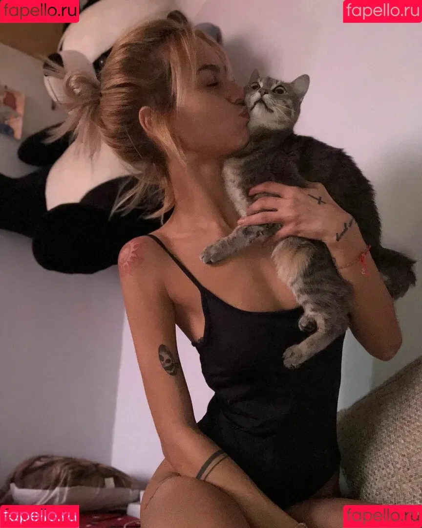 axalrnaed Onlyfans Photo Gallery 