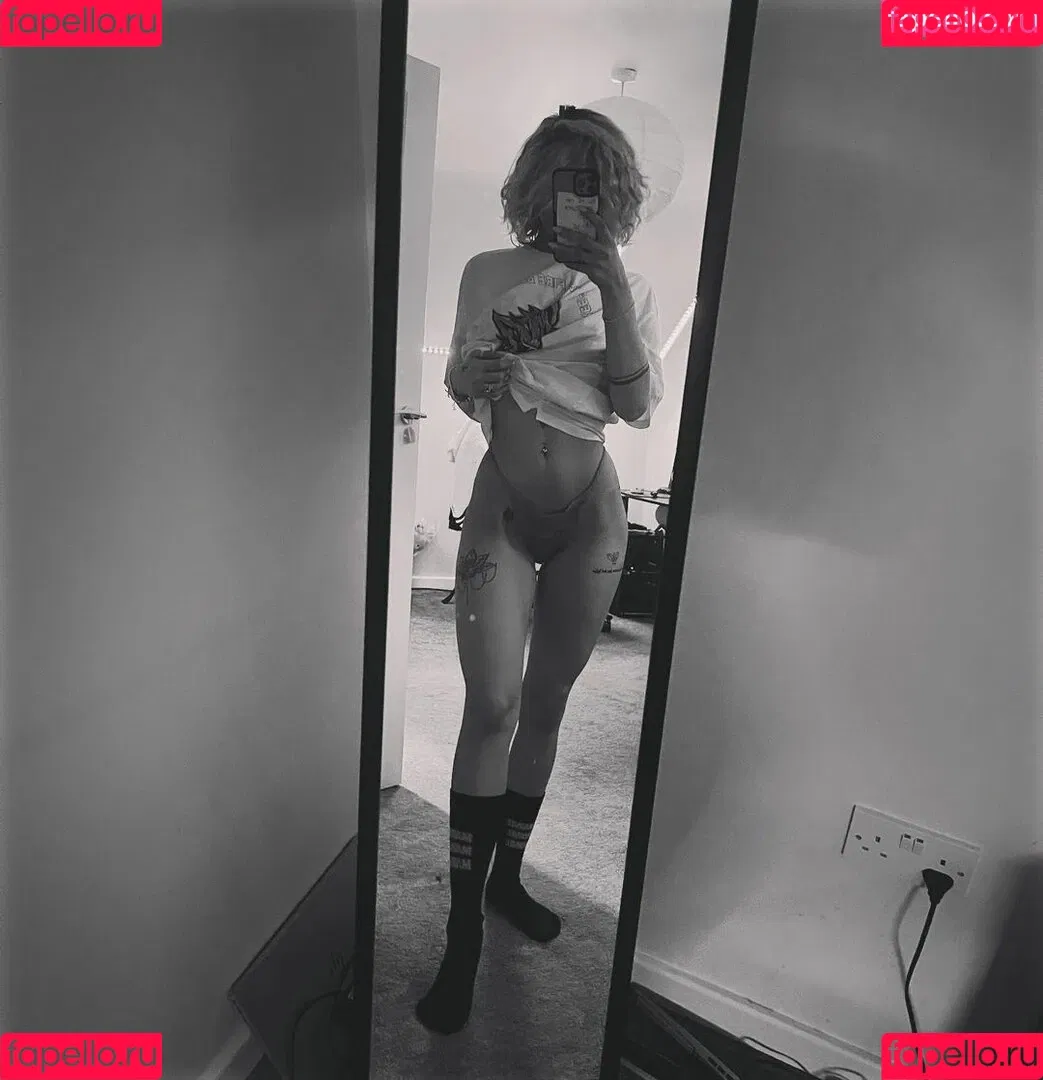 axalrnaed Onlyfans Photo Gallery 
