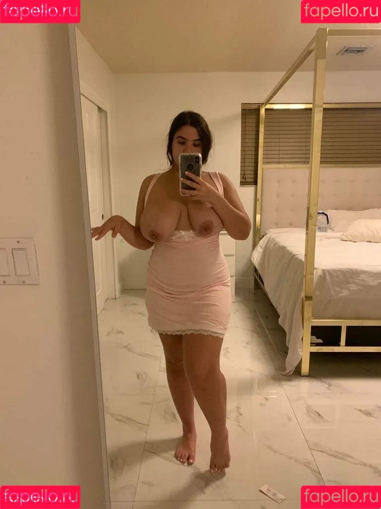 Cutie Pie / cutiepiekim / cutiepiekim27 / cutiepieseriesofficial Onlyfans Photo Gallery 