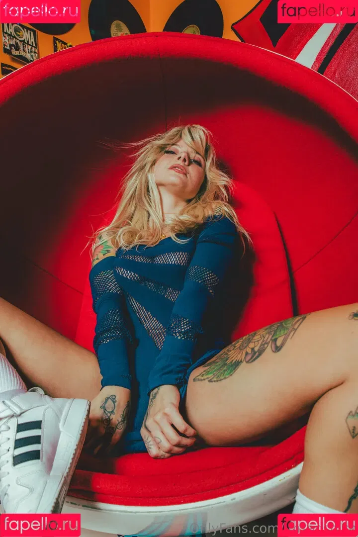 extrasadspice / imsadspice Onlyfans Photo Gallery 