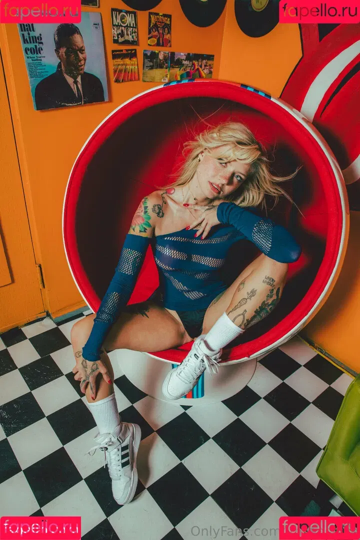 extrasadspice / imsadspice Onlyfans Photo Gallery 
