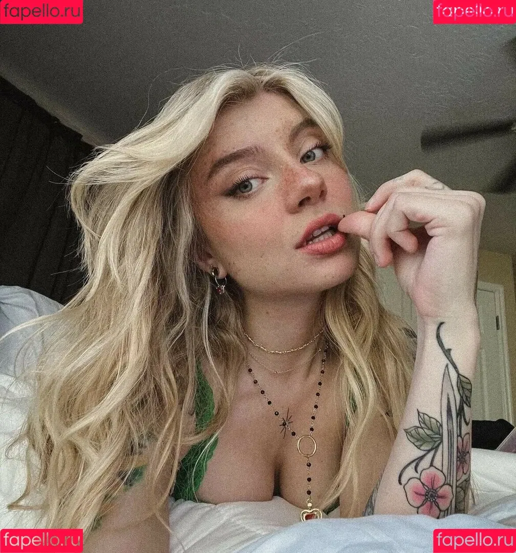 extrasadspice / imsadspice Onlyfans Photo Gallery 