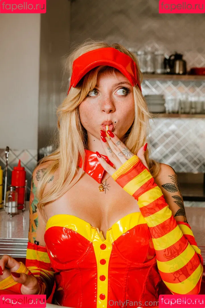 extrasadspice / imsadspice Onlyfans Photo Gallery 