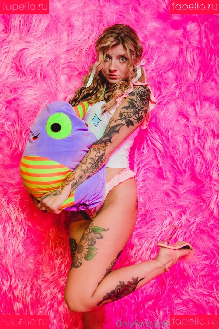 extrasadspice / imsadspice Onlyfans Photo Gallery 