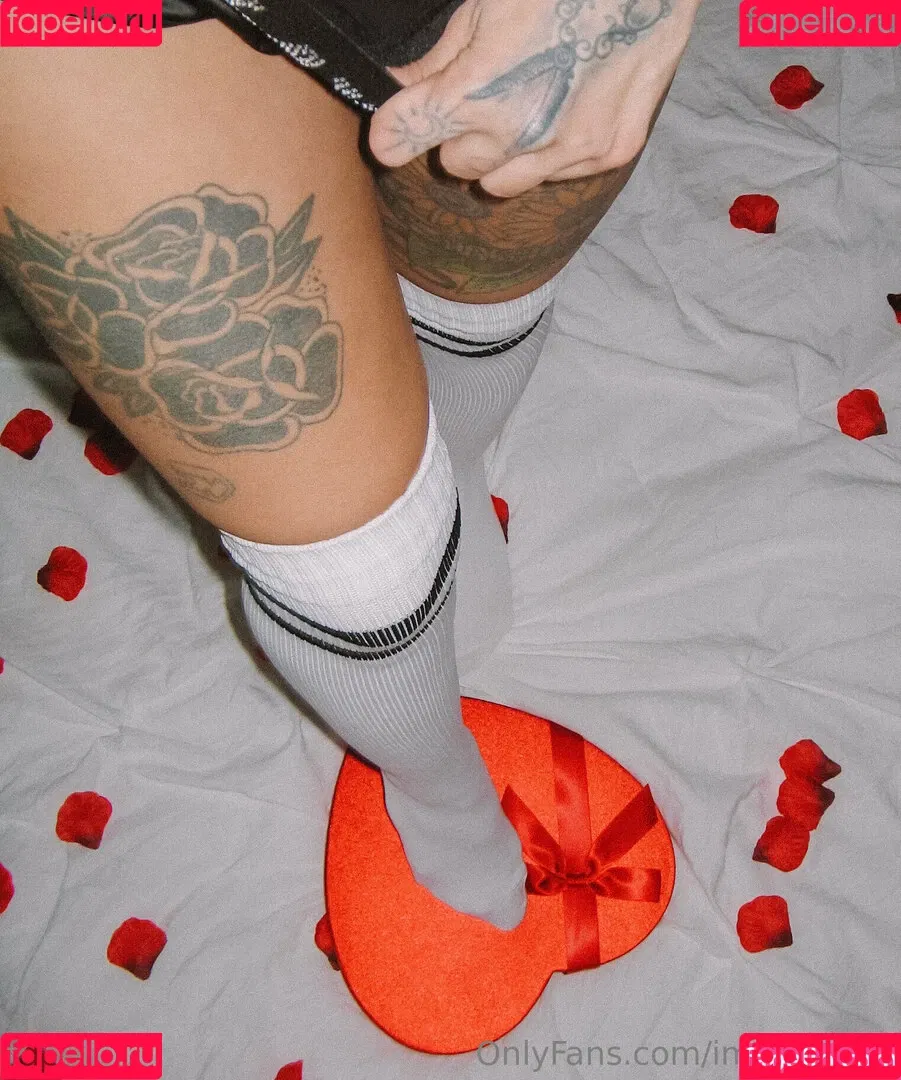 extrasadspice / imsadspice Onlyfans Photo Gallery 