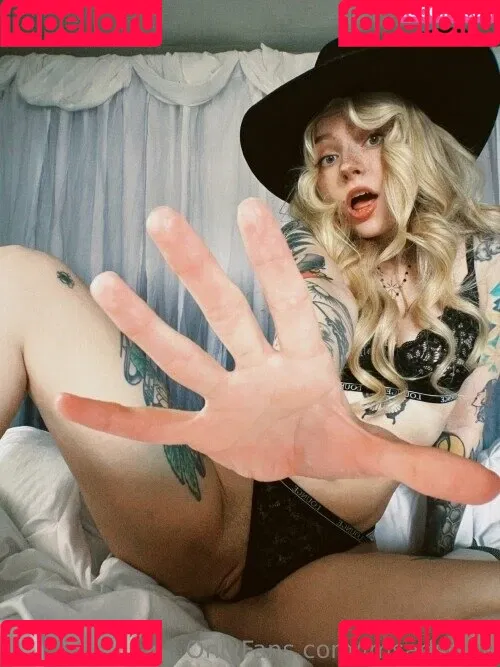 extrasadspice / imsadspice Onlyfans Photo Gallery 