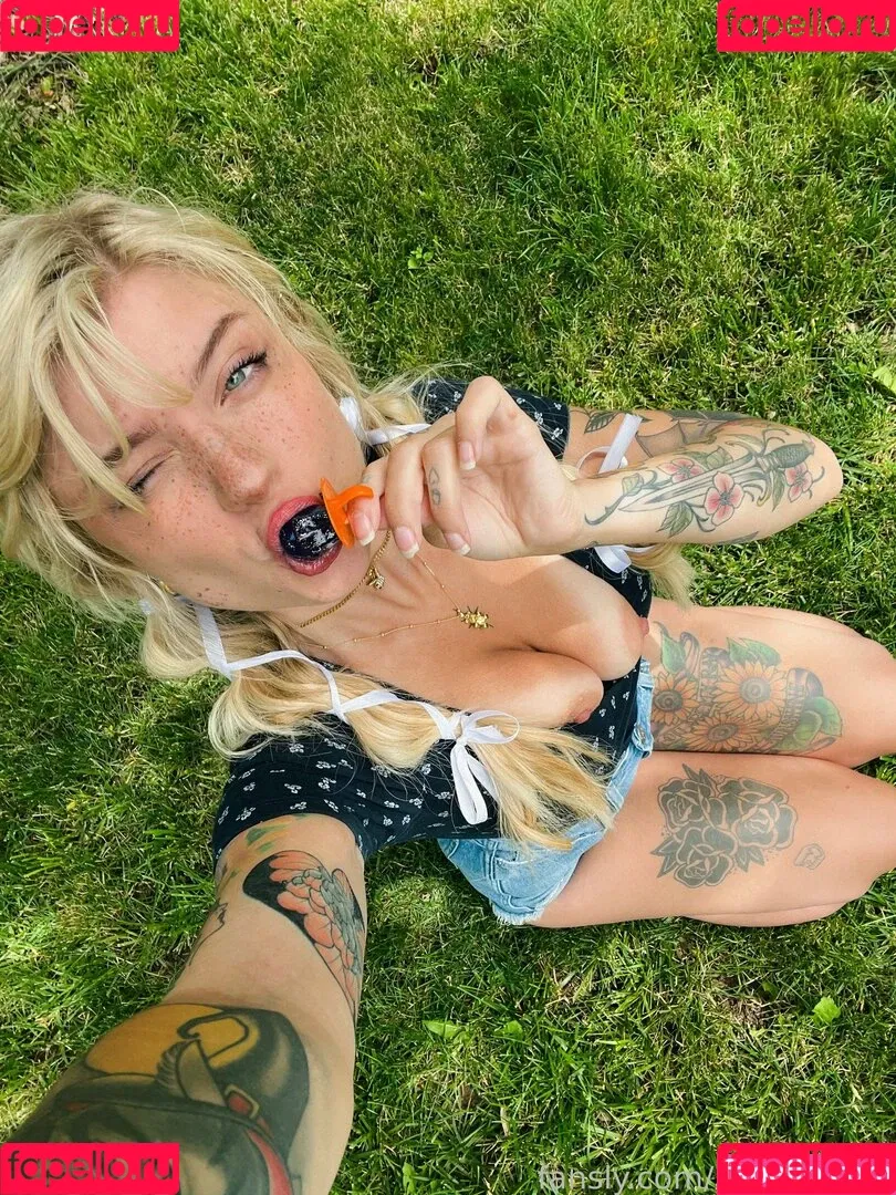 extrasadspice / imsadspice Onlyfans Photo Gallery 