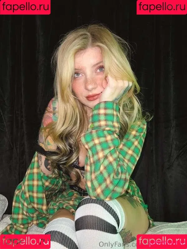 extrasadspice / imsadspice Onlyfans Photo Gallery 