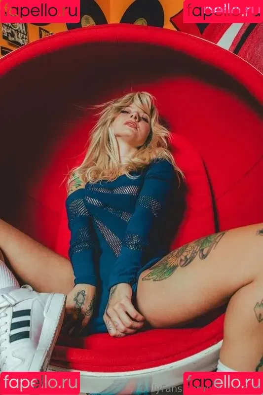 extrasadspice / imsadspice Onlyfans Photo Gallery 