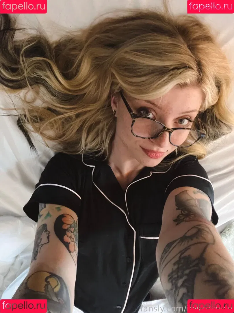 extrasadspice / imsadspice Onlyfans Photo Gallery 