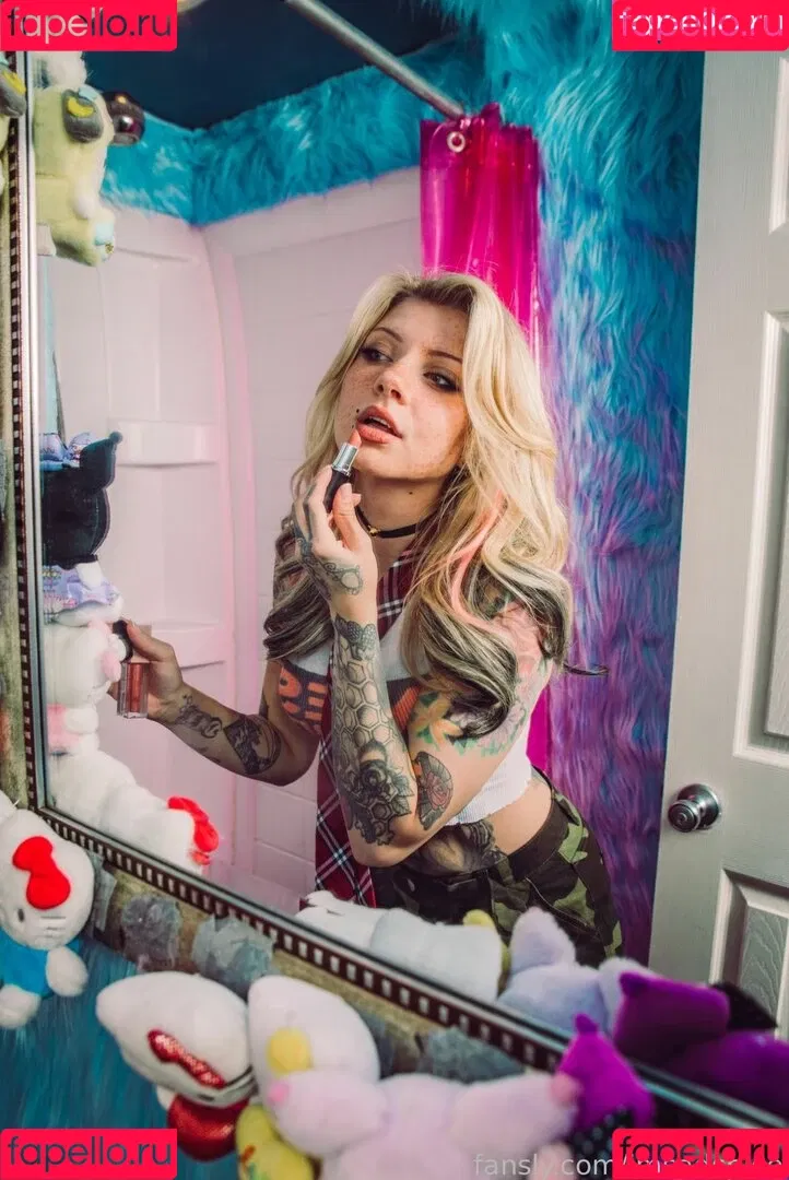 extrasadspice / imsadspice Onlyfans Photo Gallery 