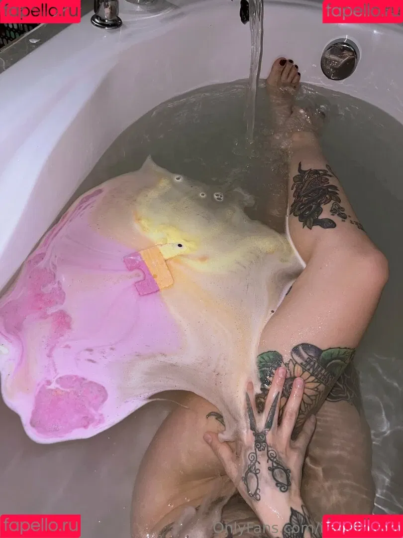 extrasadspice / imsadspice Onlyfans Photo Gallery 