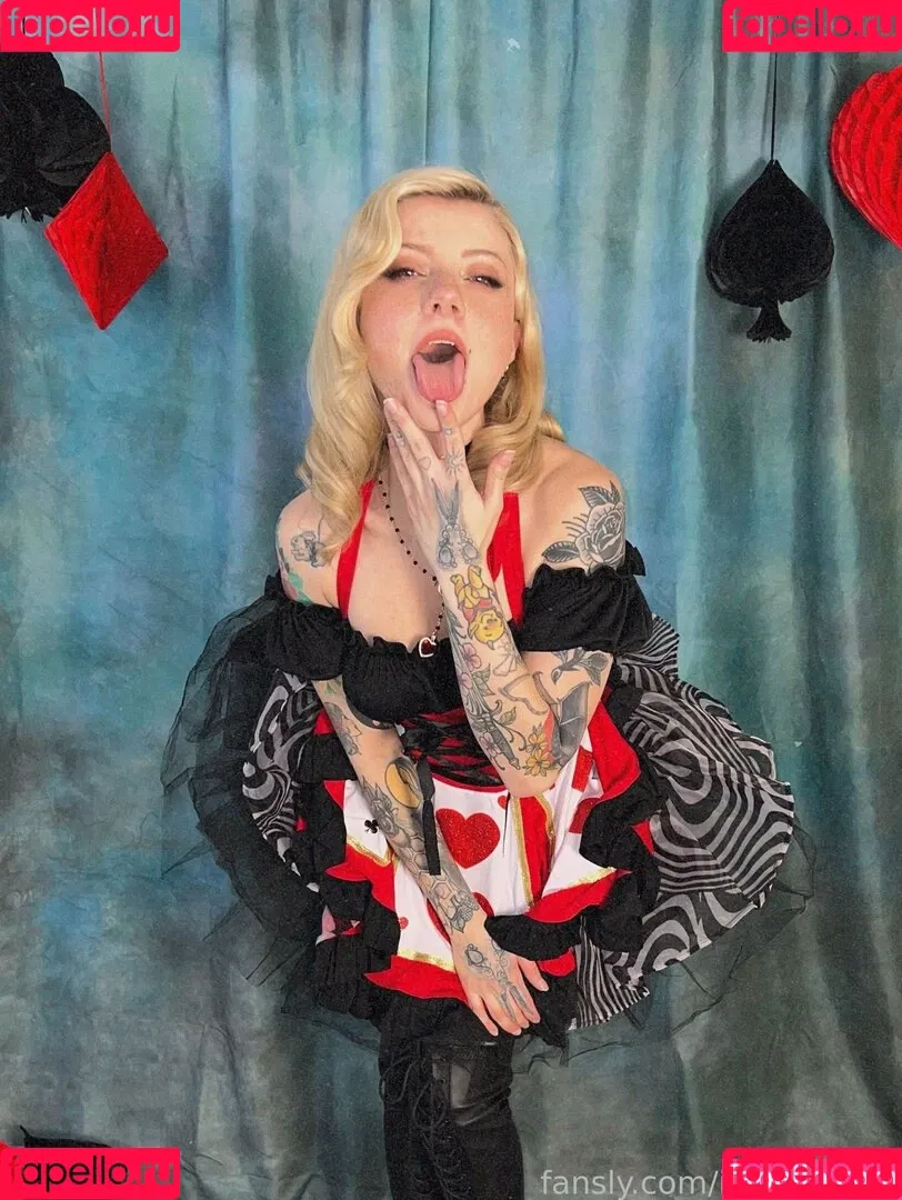extrasadspice / imsadspice Onlyfans Photo Gallery 