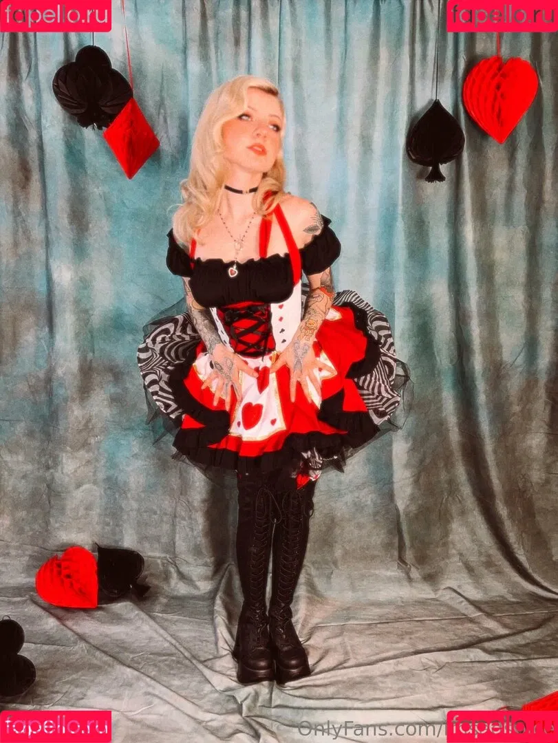 extrasadspice / imsadspice Onlyfans Photo Gallery 