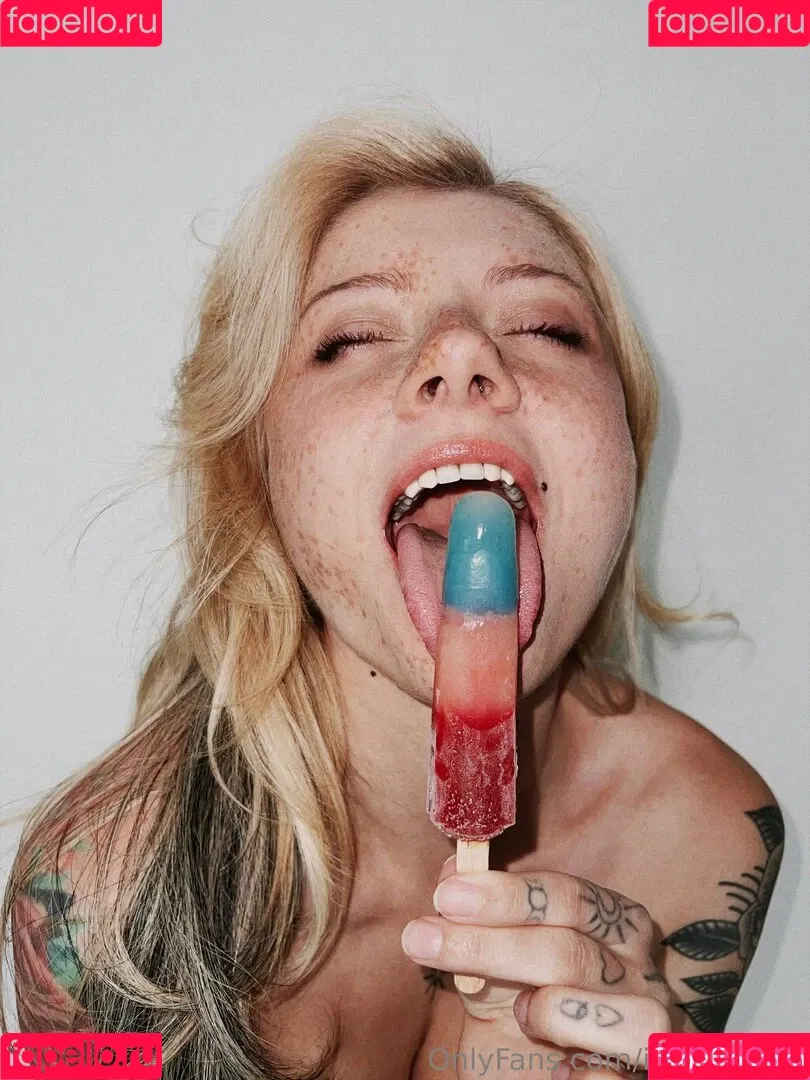 extrasadspice / imsadspice Onlyfans Photo Gallery 