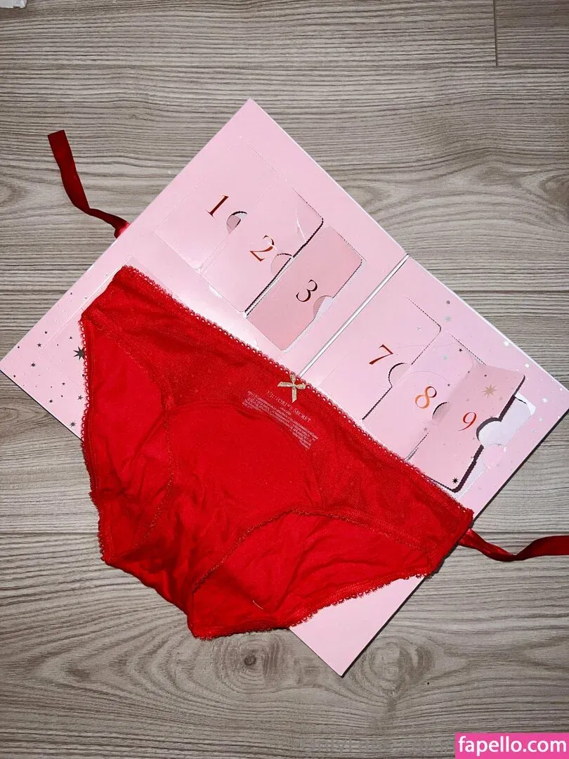 extrasadspice / imsadspice Onlyfans Photo Gallery 