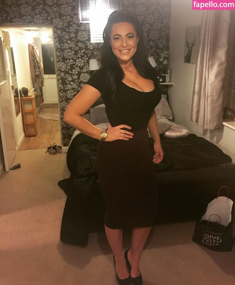 Lauren R Nude Onlyfans Photo 26