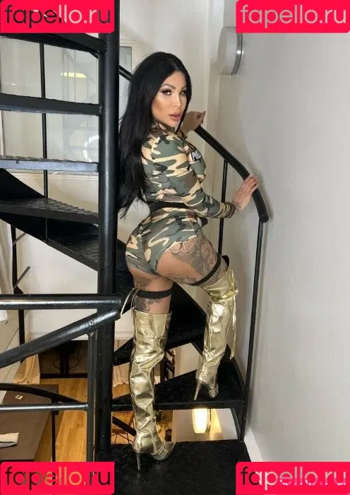 Vanessa Jhons / jhonsvanessa / vanessajhons Onlyfans Photo Gallery 