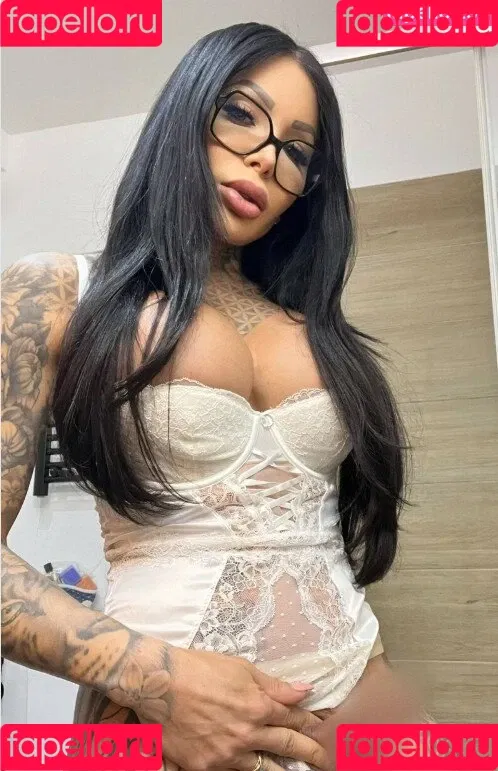 Vanessa Jhons / jhonsvanessa / vanessajhons Onlyfans Photo Gallery 