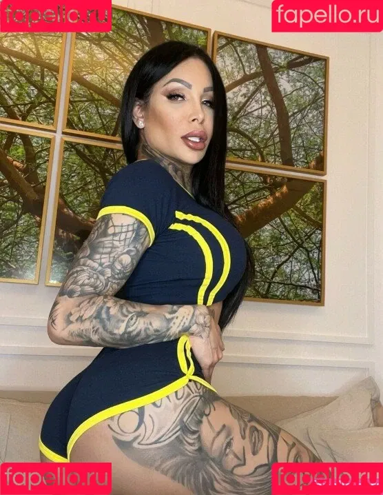 Vanessa Jhons / jhonsvanessa / vanessajhons Onlyfans Photo Gallery 