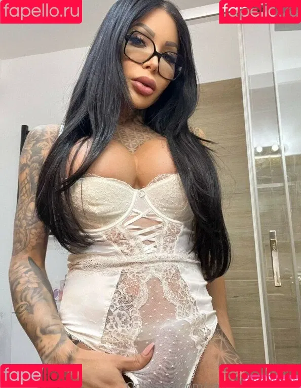 Vanessa Jhons / jhonsvanessa / vanessajhons Onlyfans Photo Gallery 