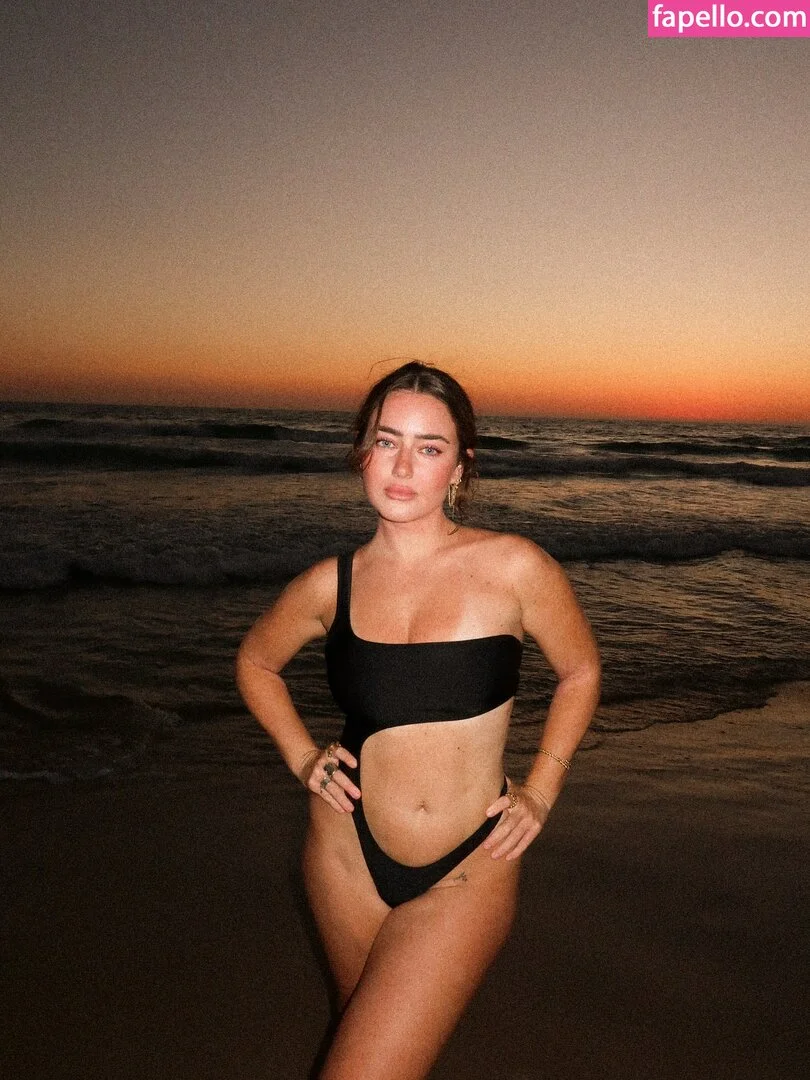 Effy Palarya Nude Onlyfans Photo 31