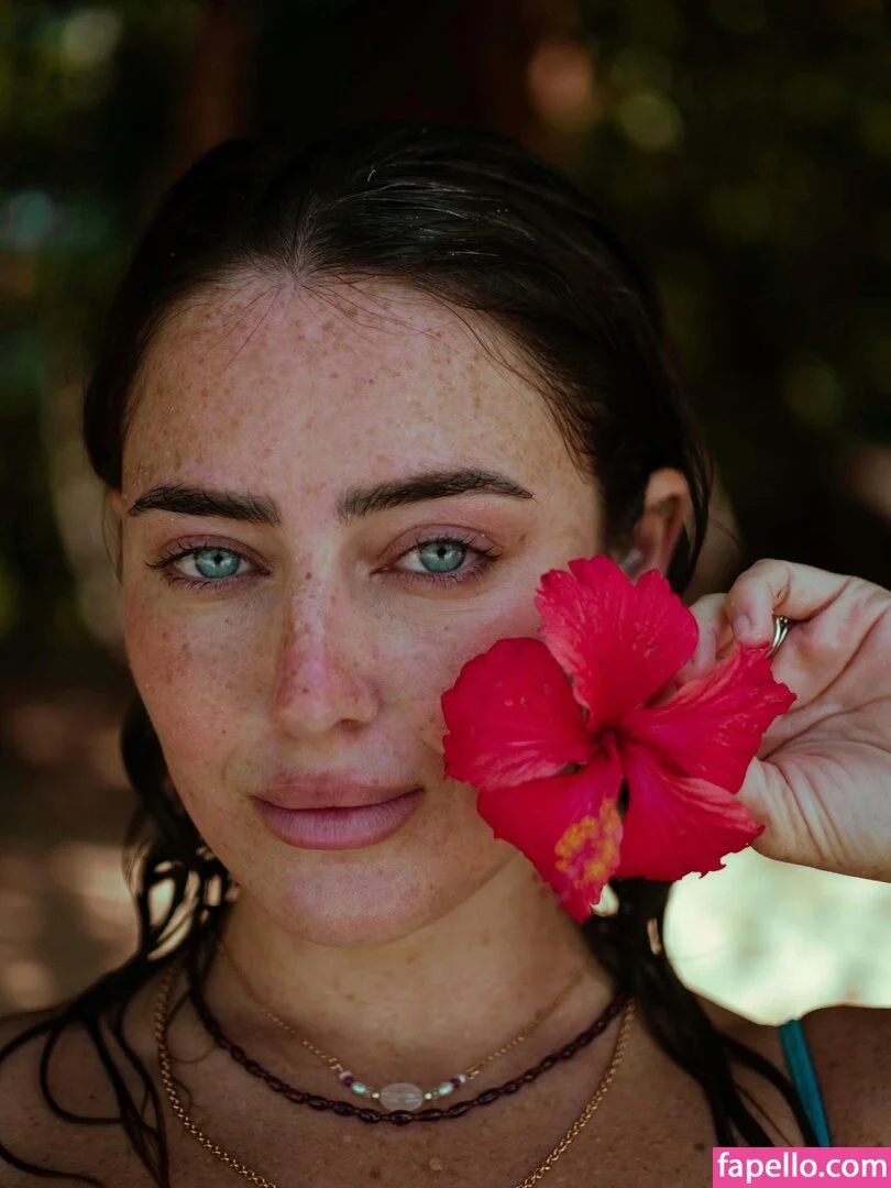 Effy Palarya Nude Onlyfans Photo 17