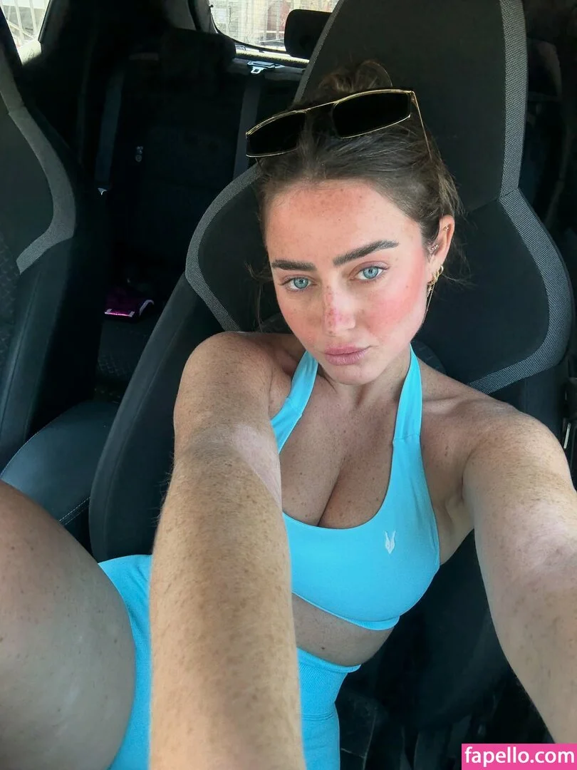 Effy Palarya Nude Onlyfans Photo 12
