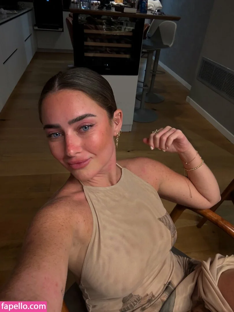 Effy Palarya Nude Onlyfans Photo 4