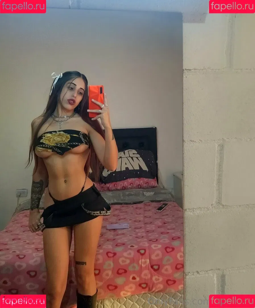 scy.fall / scyrinea Onlyfans Photo Gallery 