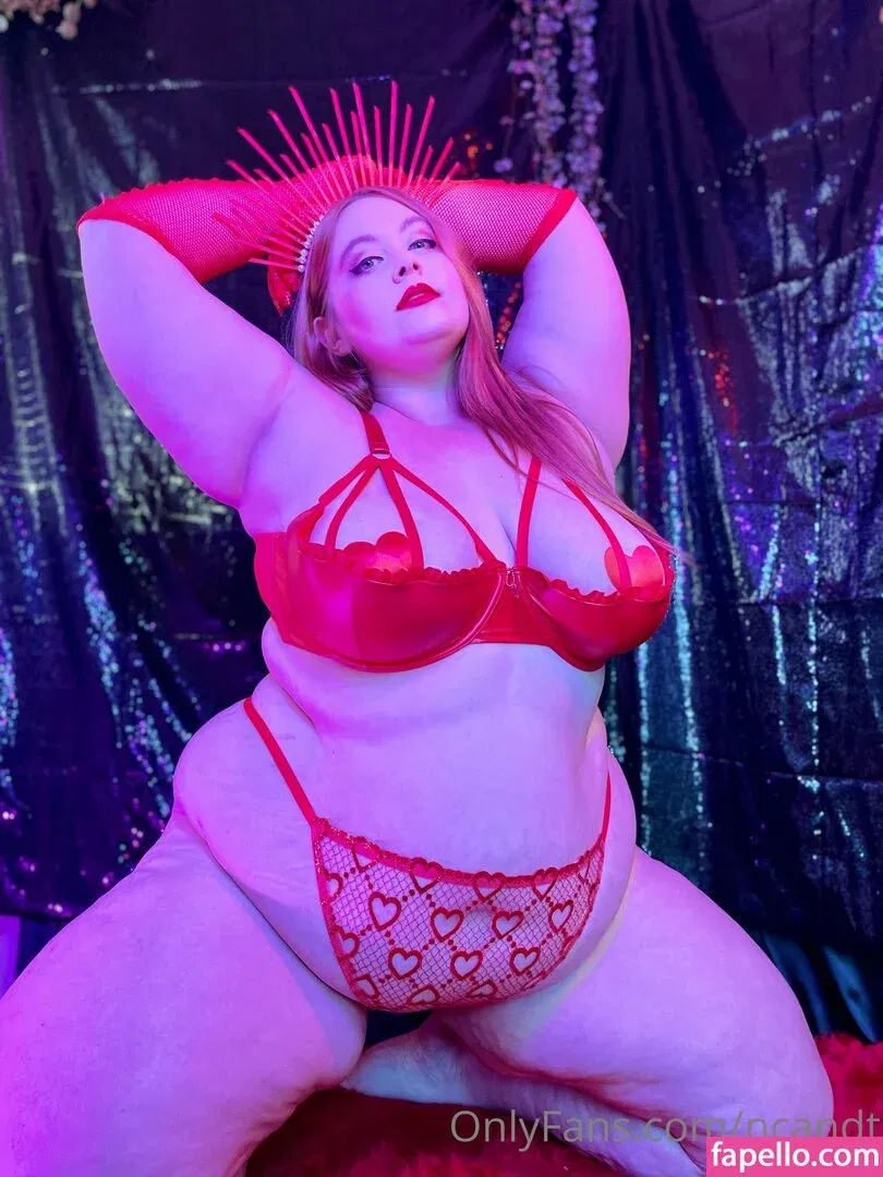 ncandt / nerdycurvyandthriving Onlyfans Photo Gallery 