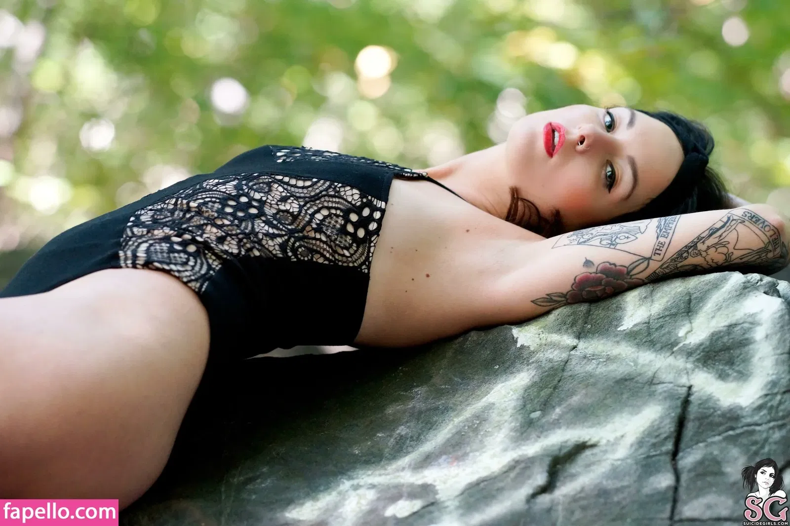 Synatra / sisicestvrai Onlyfans Photo Gallery 