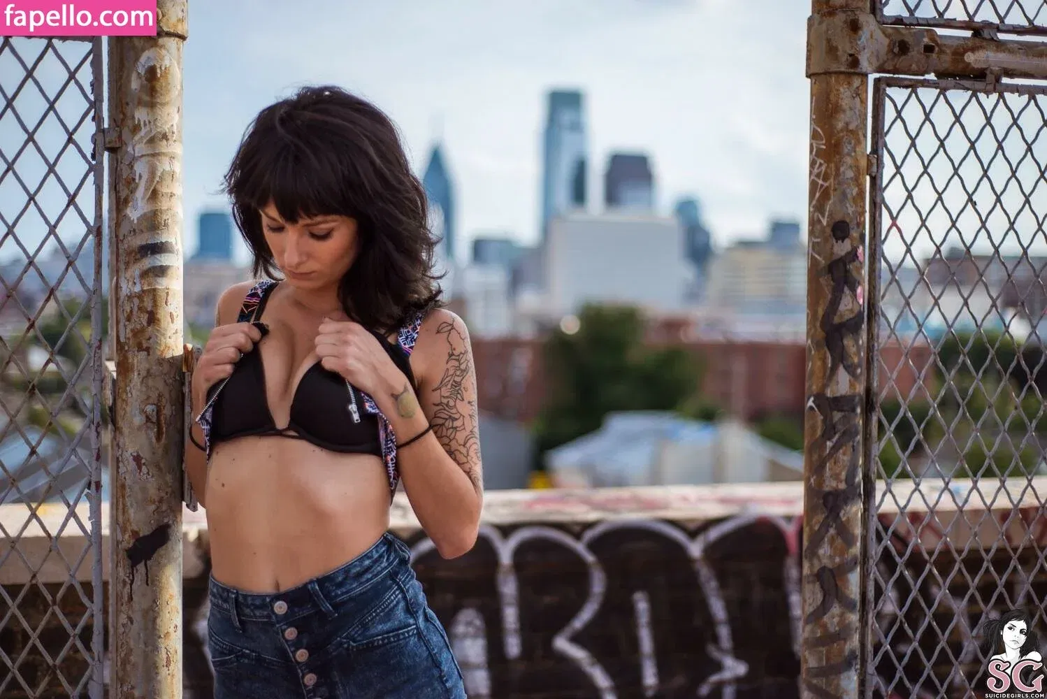 Synatra / sisicestvrai Onlyfans Photo Gallery 