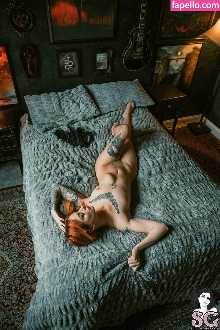 Synatra / sisicestvrai Onlyfans Photo Gallery 