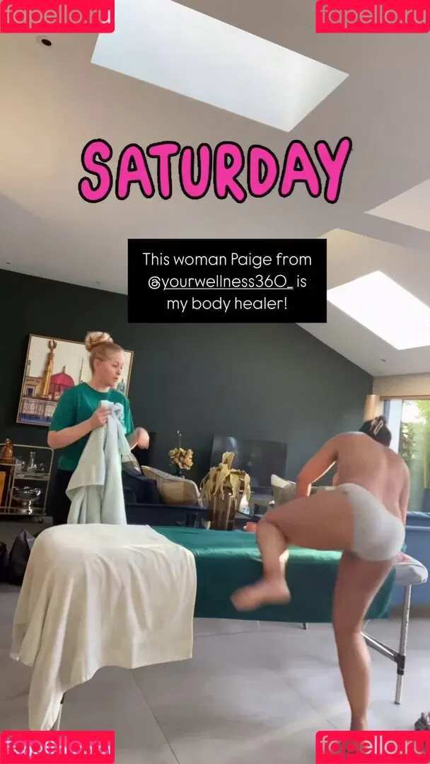 Saira Khan / iamsairakhan / sairasbum Onlyfans Photo Gallery 