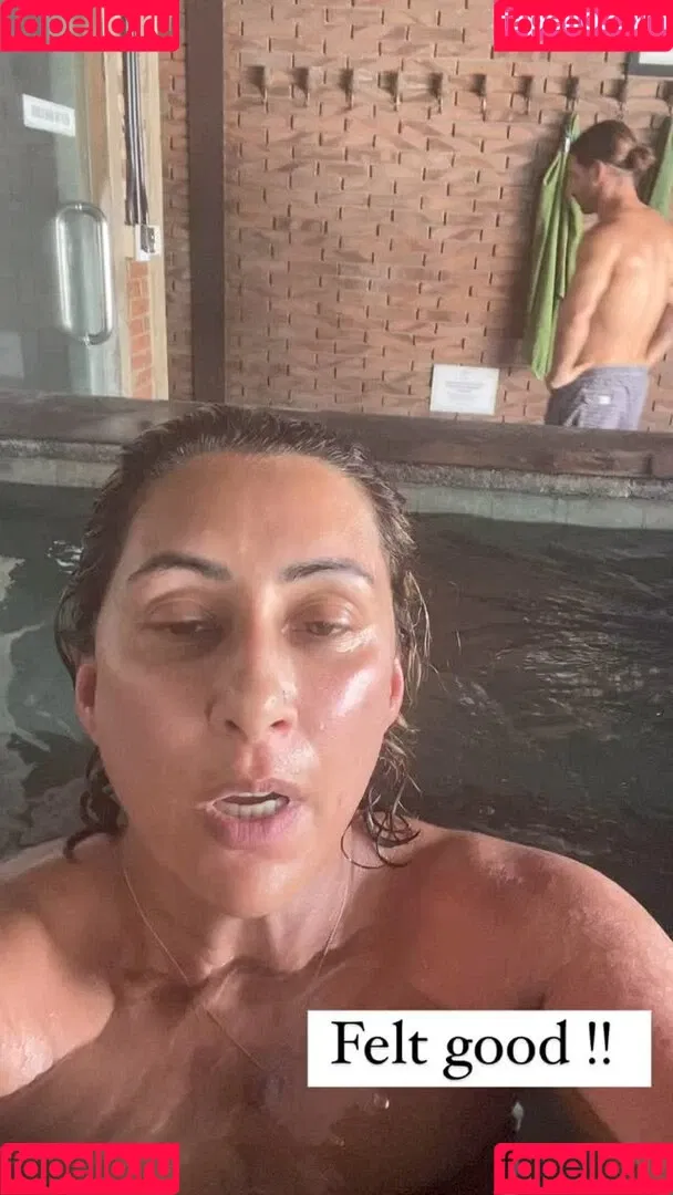 Saira Khan / iamsairakhan / sairasbum Onlyfans Photo Gallery 