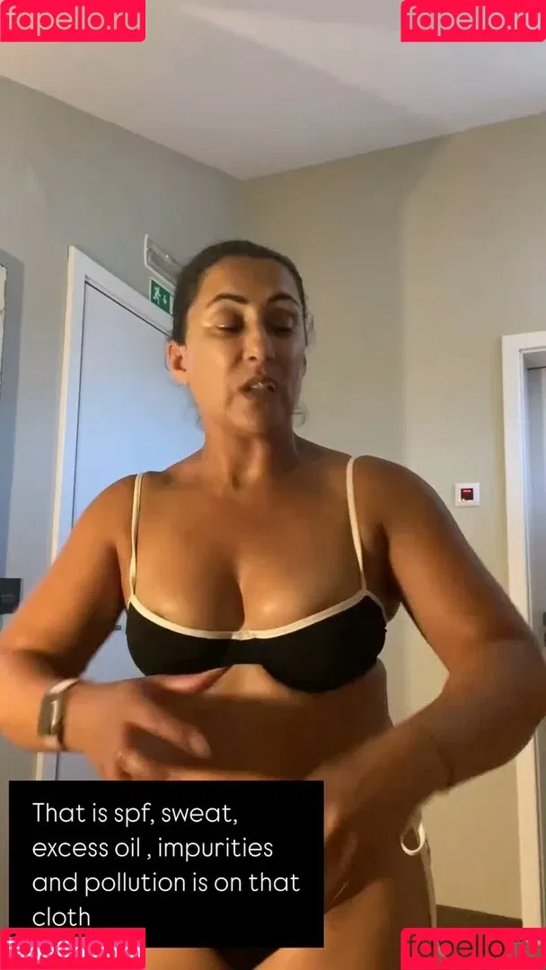 Saira Khan / iamsairakhan / sairasbum Onlyfans Photo Gallery 