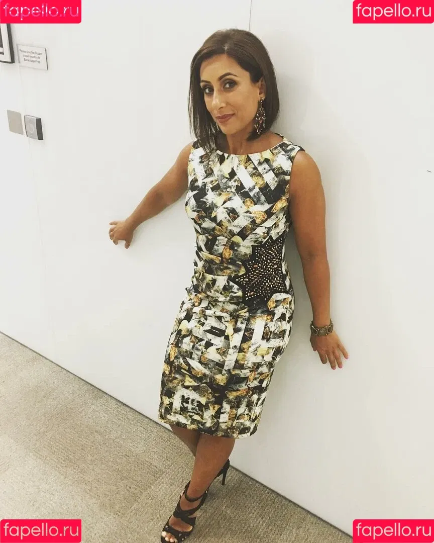 Saira Khan / iamsairakhan / sairasbum Onlyfans Photo Gallery 