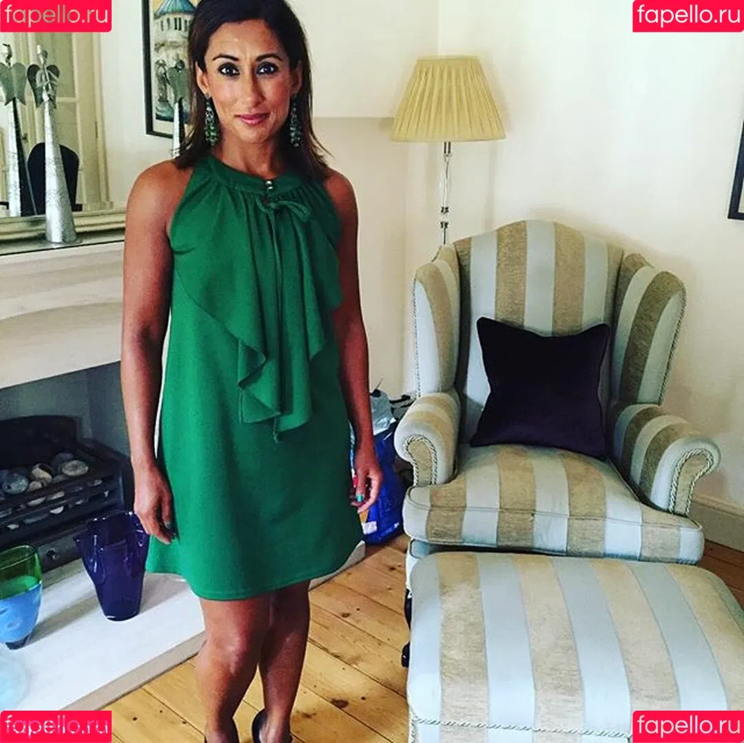 Saira Khan / iamsairakhan / sairasbum Onlyfans Photo Gallery 