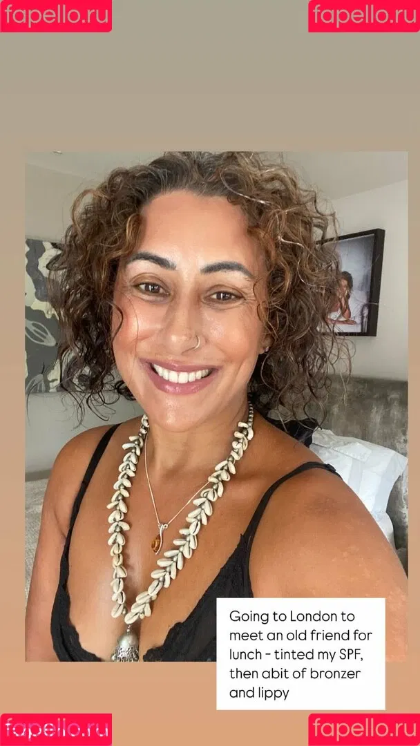 Saira Khan / iamsairakhan / sairasbum Onlyfans Photo Gallery 