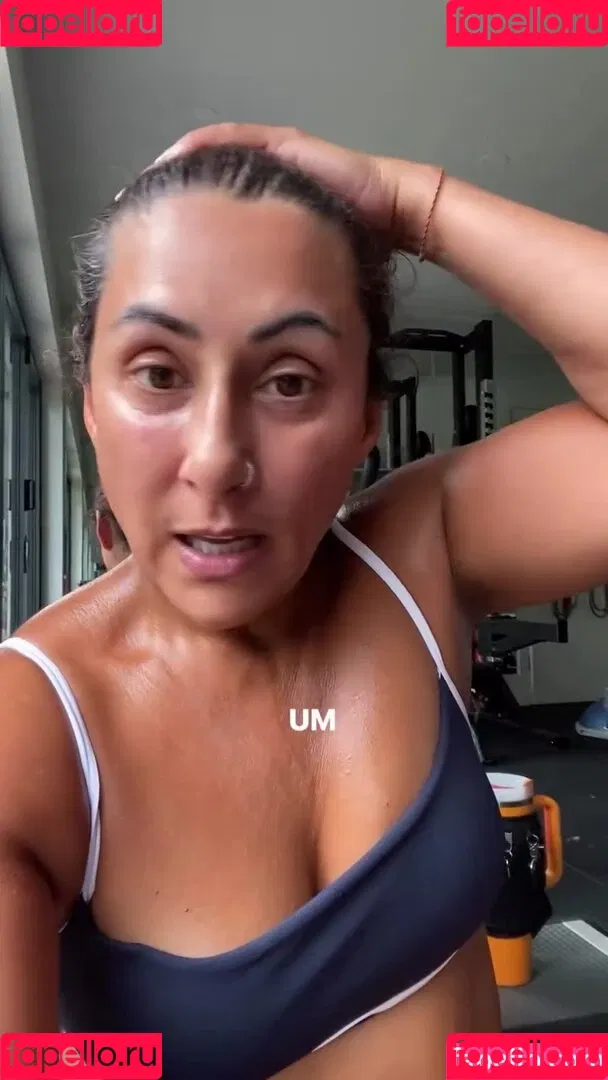 Saira Khan / iamsairakhan / sairasbum Onlyfans Photo Gallery 