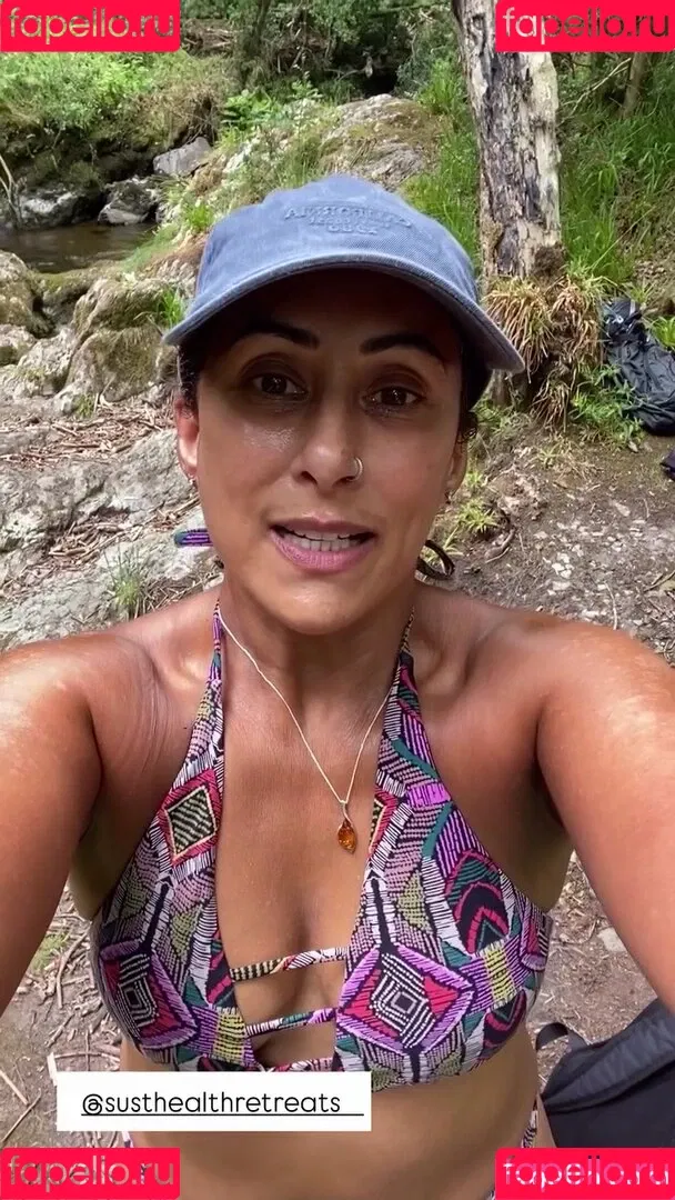 Saira Khan / iamsairakhan / sairasbum Onlyfans Photo Gallery 