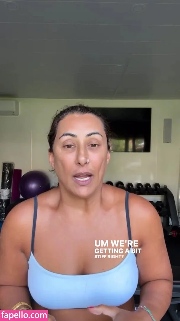 Saira Khan Nude Onlyfans Photo 36