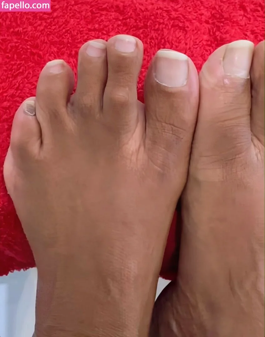 Saira Khan Nude Onlyfans Photo 25