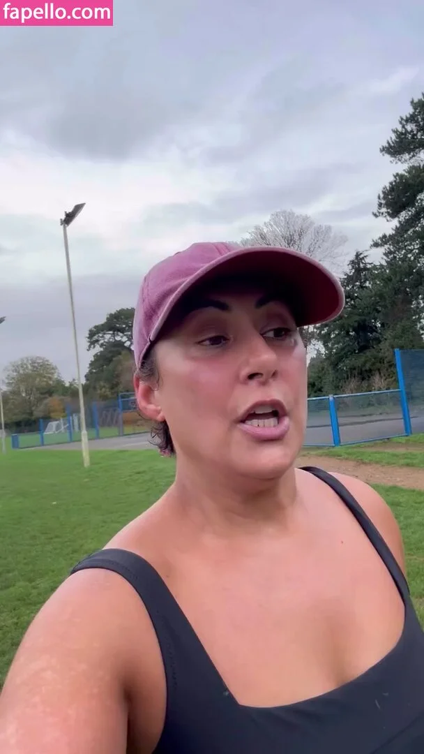 Saira Khan Nude Onlyfans Photo 7