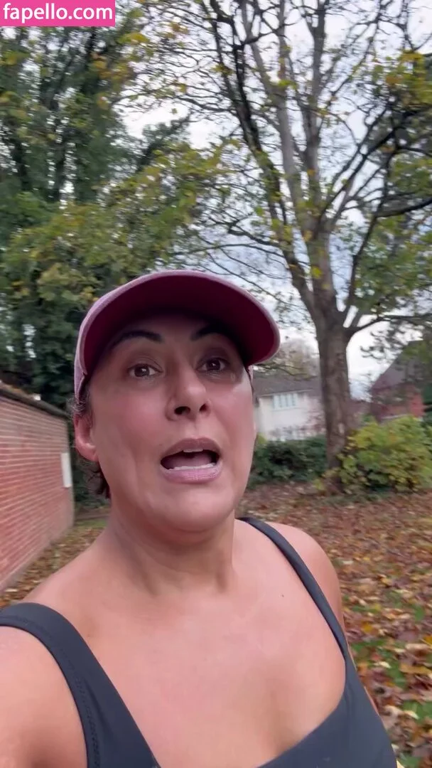 Saira Khan Nude Onlyfans Photo 5