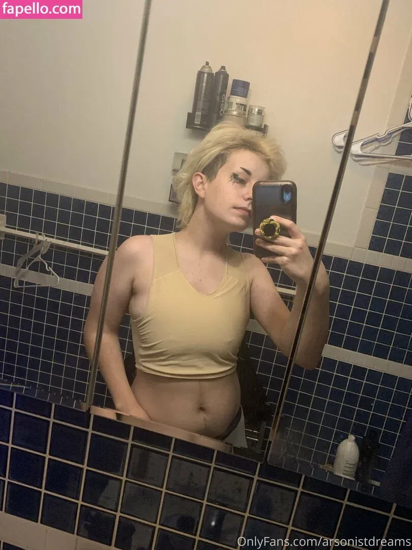 arsonistdreams / immagobeabean Onlyfans Photo Gallery 