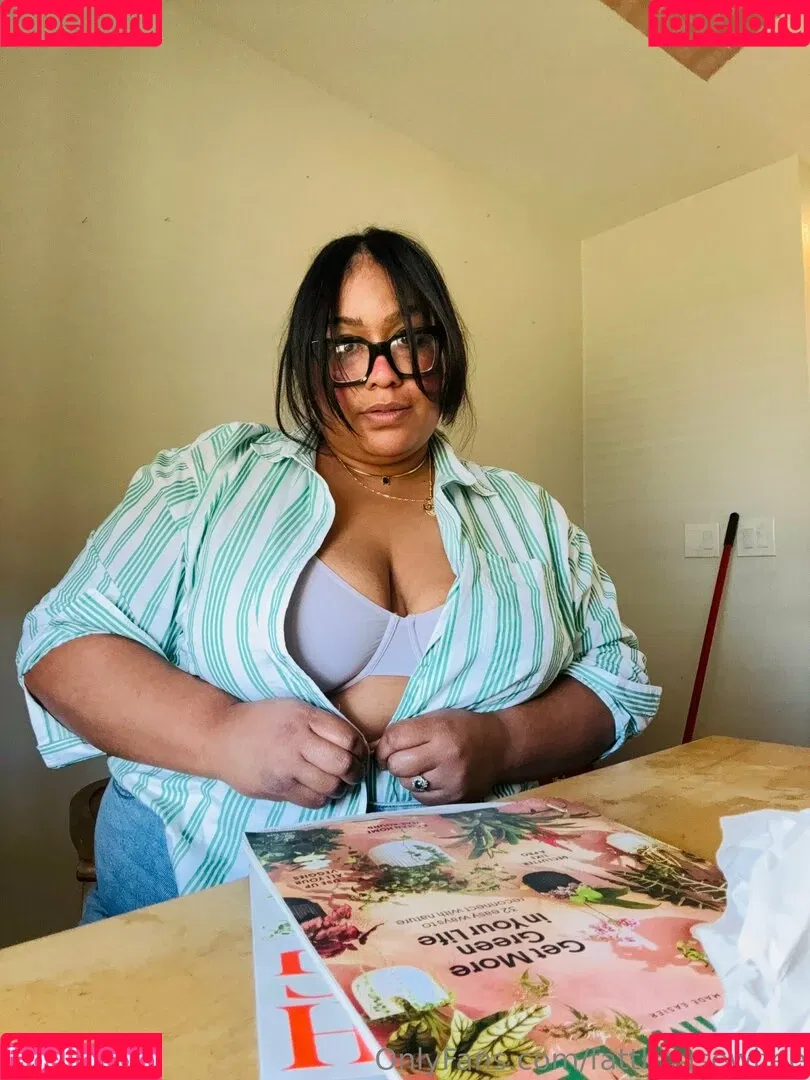 fatthousewifee Onlyfans Photo Gallery 